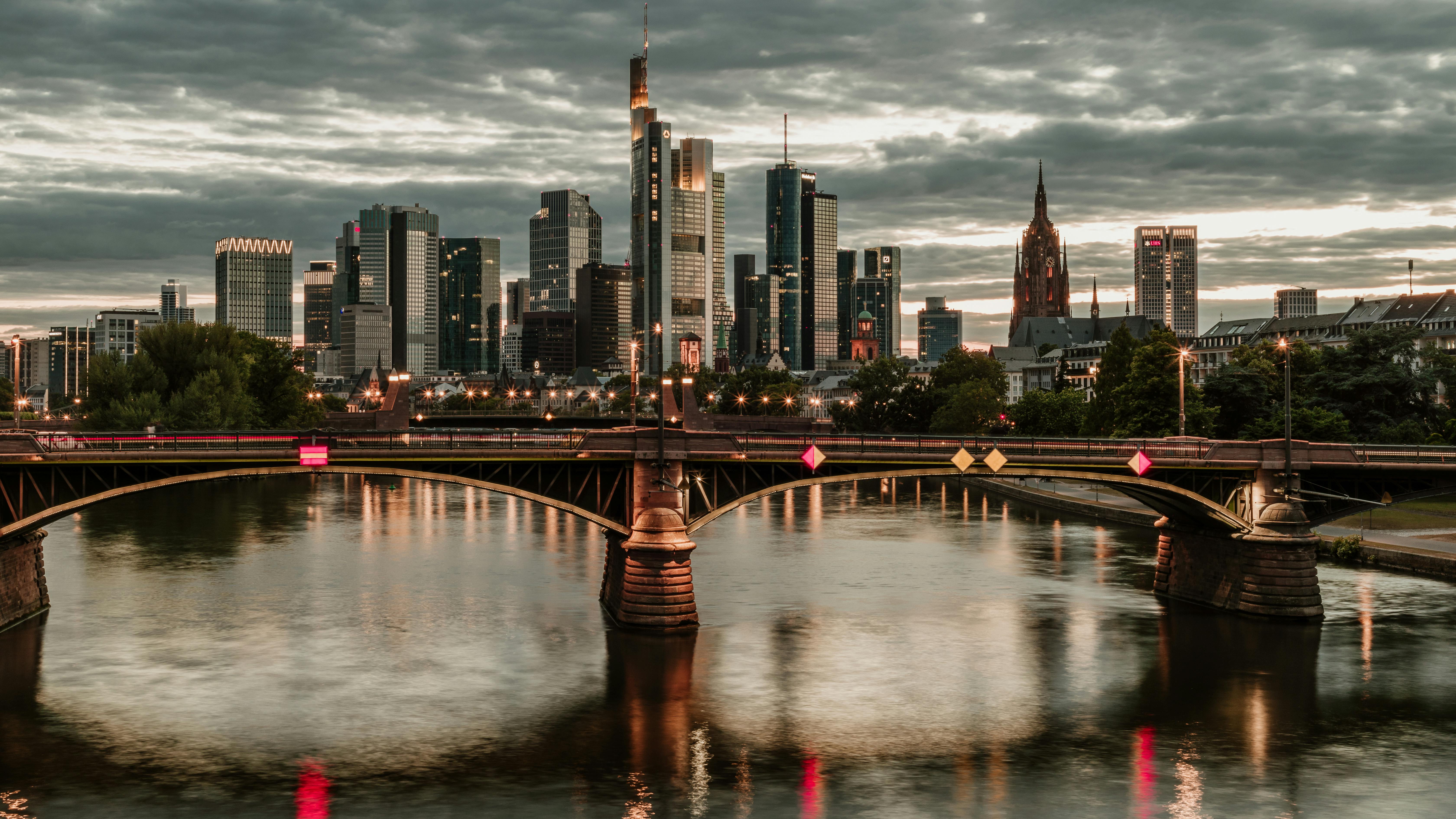Solaranlage Frankfurt – Ihr Solarangebot