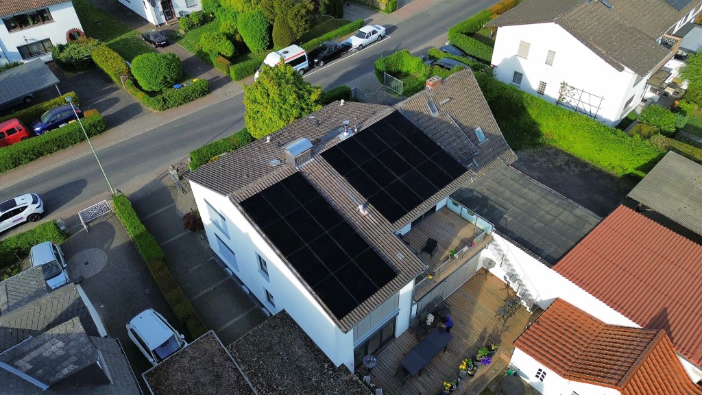 Referenzprojekt Ultra Black Module in Bad Vilbel